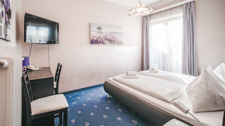 Bedroom, Hotel Kärntnerhof Velden by S4Y, Villach Land