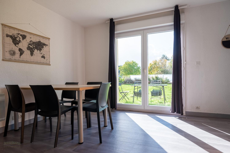 Dining Room 8