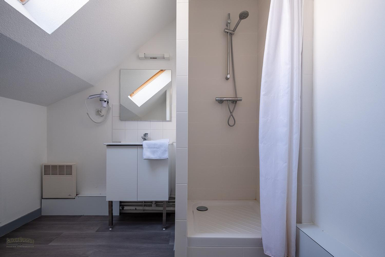 Bathroom 5
