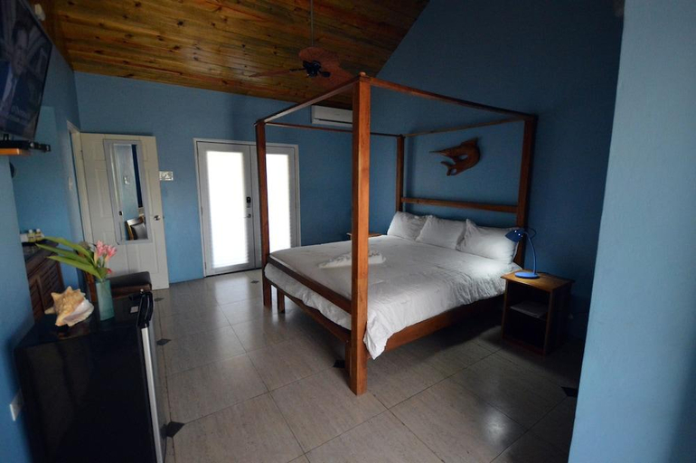 Others 3, Luna Sea Inn