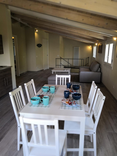 Others 5, Camere Toni, La Spezia