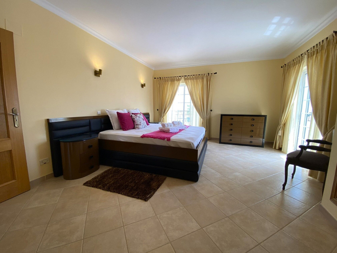 Bedroom 3, Pêra Amazing Villa With Pool by Homing, Silves