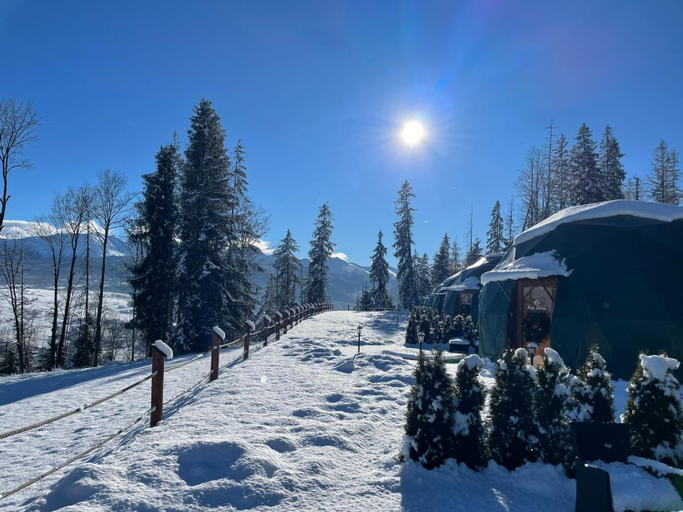 Others 2, Peak Glamp & Jacuzzi, Tatra
