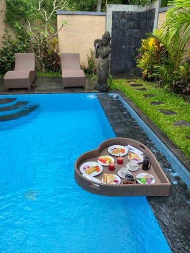 Swimming Pool 17