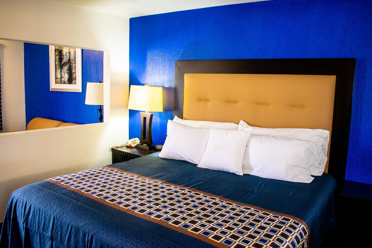 Others 4, Blue Jay Inn & Suites, Sequoyah