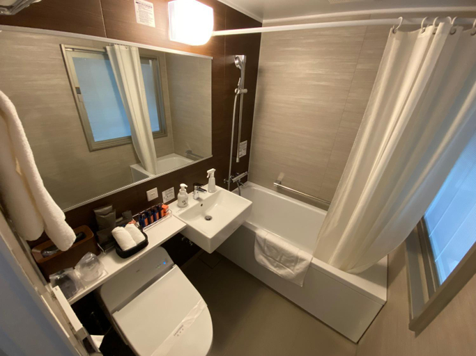 Bathroom 4, Kowakuen Haruka, Matsuyama