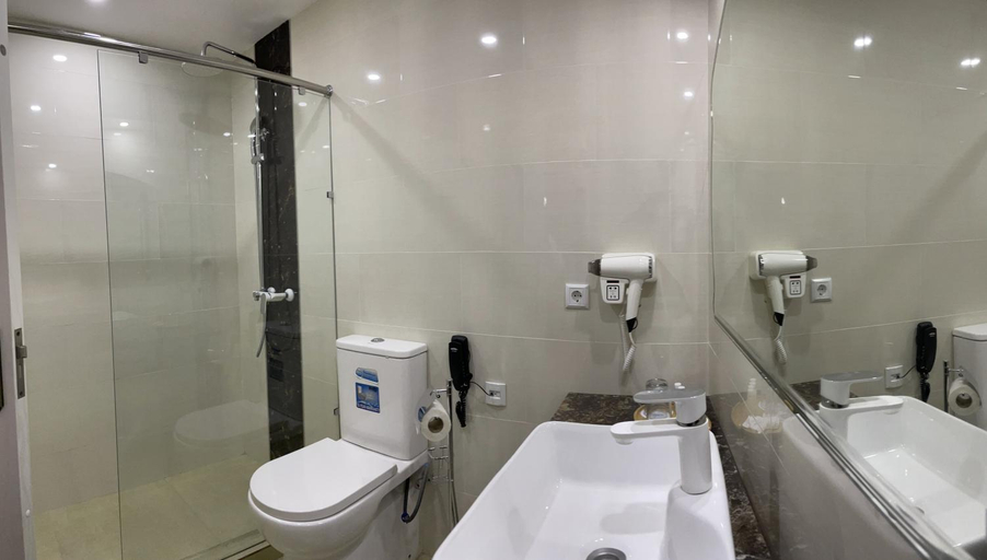 Bathroom 4, Atrium Hotel, Buxoro