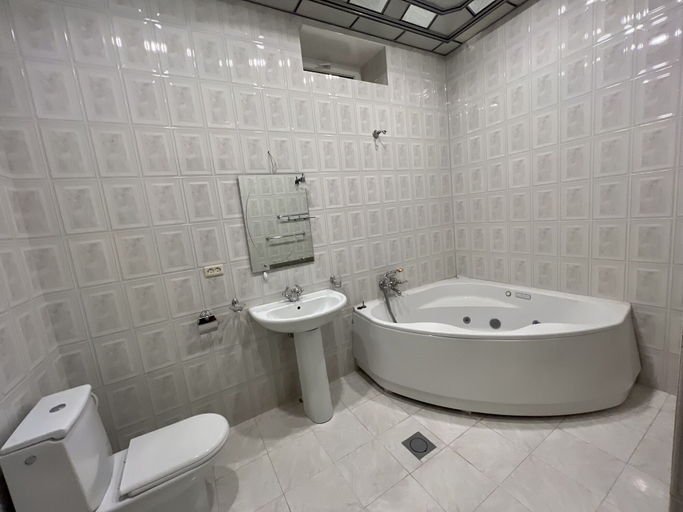 Bathroom 4, SANTA VILLA HOTEL, Yerevan