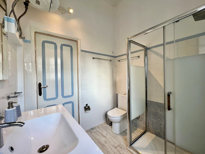 Bathroom 3, Olhão Historical House by Homing, Olhão