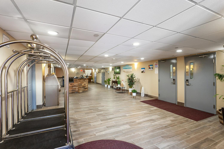 Public Area 2, The Americana Hotel, Worcester