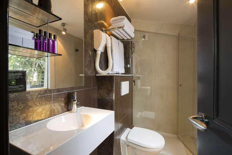 Bathroom 4, Hotel Design Sorbonne, Paris