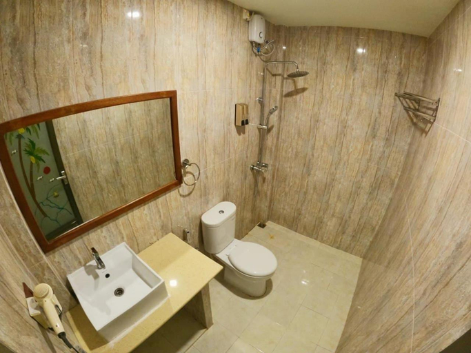 Bathroom 4, Beach Stone