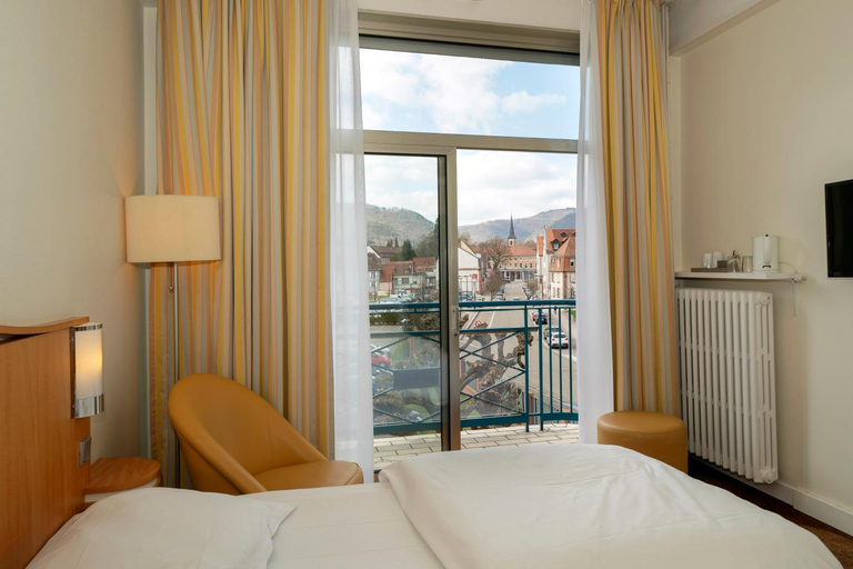 Bedroom 2, Grand Hotel Filippo, Bas-Rhin