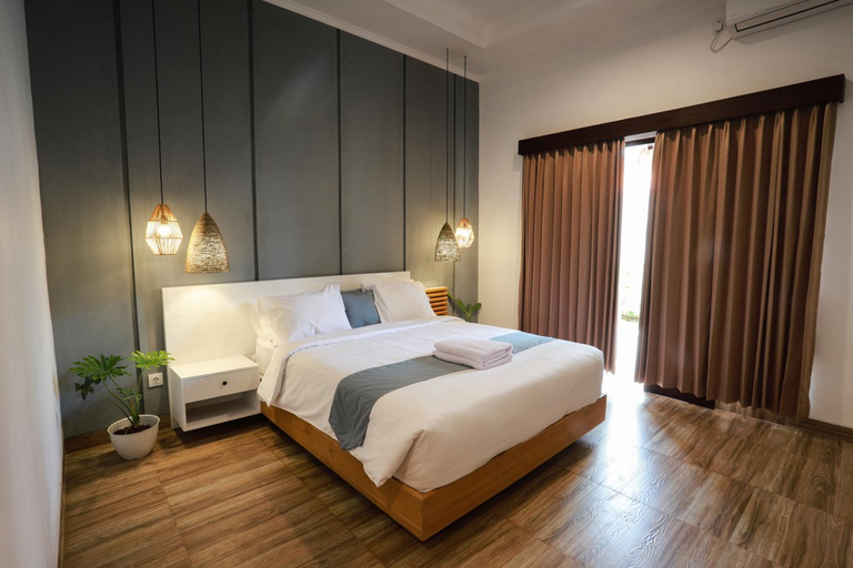 Bedroom 3, New Deluxe Room in a Comfy Apartment nearby beach, Badung