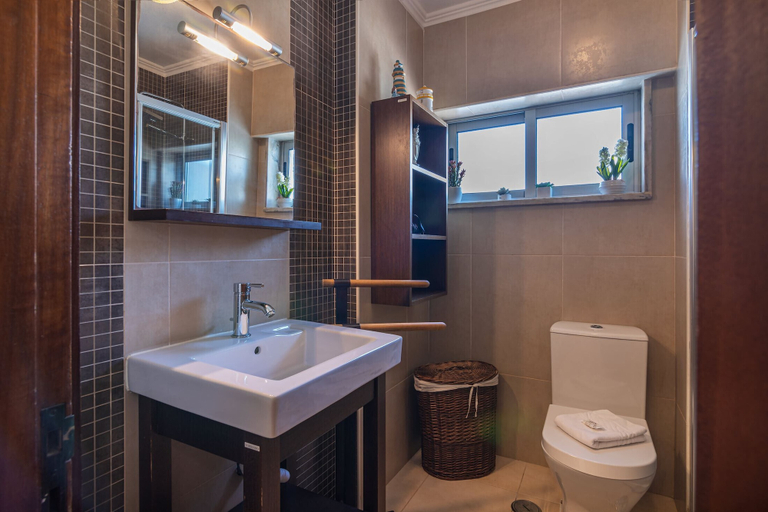 Bathroom, Quarteira Ocean View by Homing, Loulé