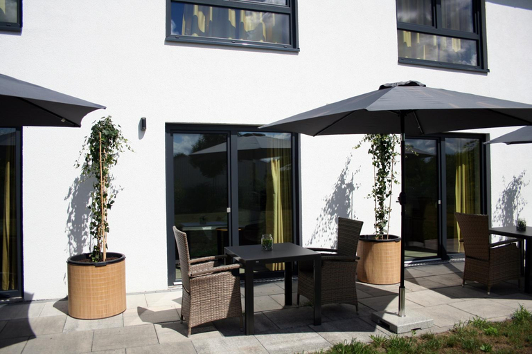 Others 4, Hotel HeideZeiten, Heidekreis