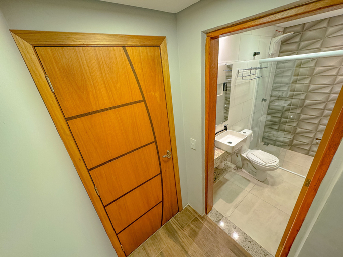 Bathroom 3, Edifício Barros, Serra Negra