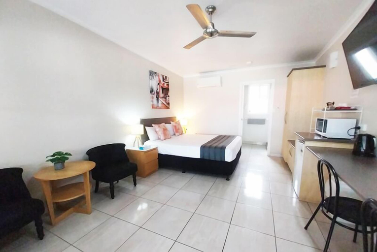 Bedroom 12