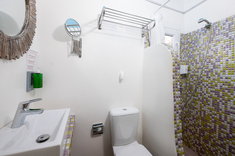 Bathroom, Hosting Moments Mykonos Town Apartment, South Aegean
