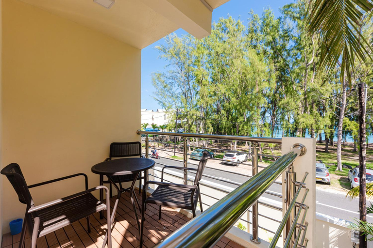 View 2, C-view Apartments, Black River