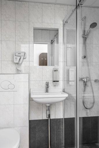Bathroom 4, Hotel City Garden Amsterdam, Amsterdam