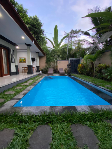 Swimming Pool 11