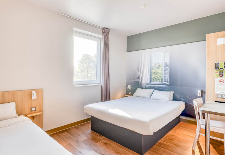 Bedroom 3, B&B HOTEL Bordeaux Langon, Gironde