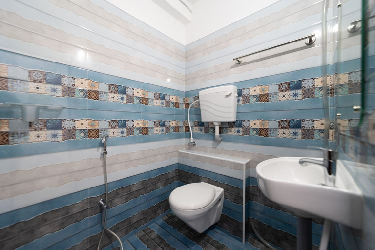 Bathroom 4, Bonne Chance Heritage Residence, Puducherry