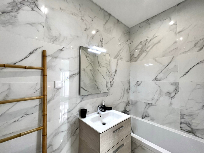 Bathroom 3, Praia DA Rocha Modern by Homing, Portimão