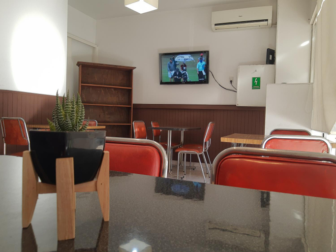 Others 4, Hotel Brisas, Santa María