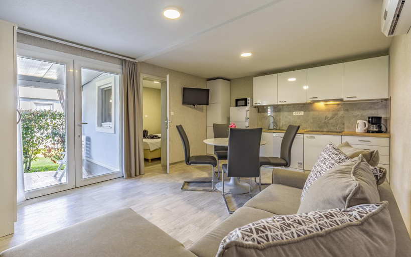 Bedroom 2, Mobile Homes with Shared Pool Rocco 2, Medulin