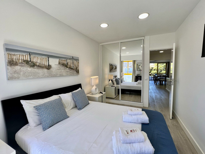Bedroom, Quarteira Stylish With Pool by Homing, Loulé