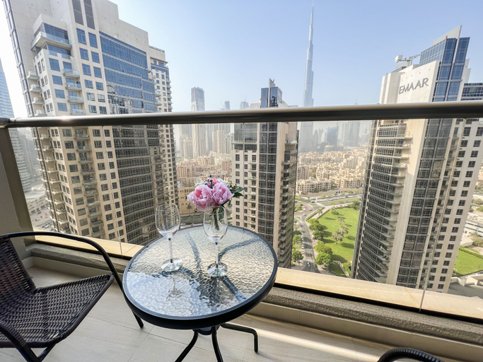 Others 5, Unforgettable 1BR Burj Khalifa Views, Dubai