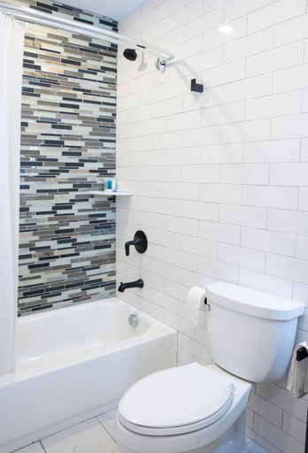 Bathroom, Peachtree Suites - Jersey City, Jersey City