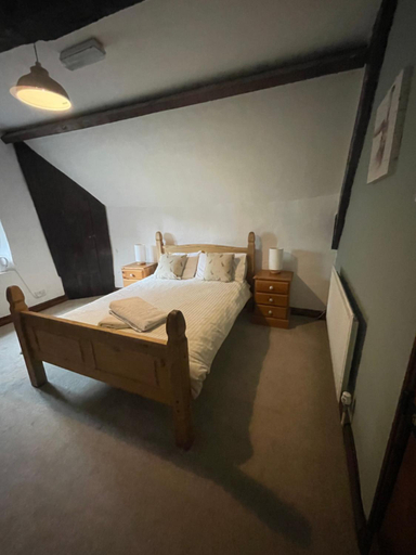 Others 5, The Plough Inn Boddington, Northamptonshire