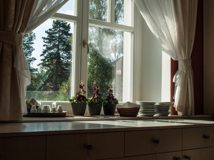 Others 5, HOTEL U PARKU, Beroun