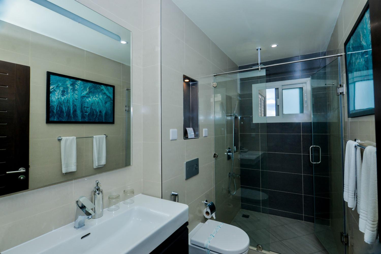 Bathroom 5, Aura Suites, Ilala