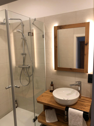 Bathroom 5, Gasthof Zur Post, Pfaffenhofen an der Ilm