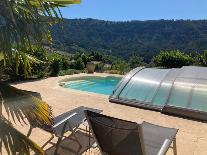 Swimming Pool 12