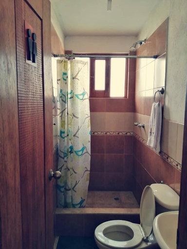 Bathroom 4, LAGOON HOTEL , Sigchos