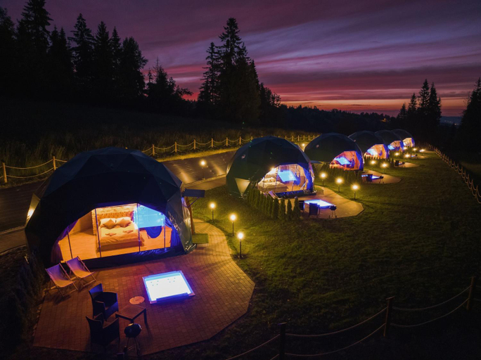 Others 4, Peak Glamp & Jacuzzi, Tatra