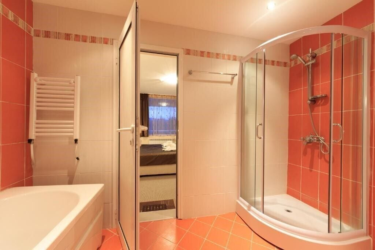 Bathroom 5, Relax Coop Hotel, Tryavna