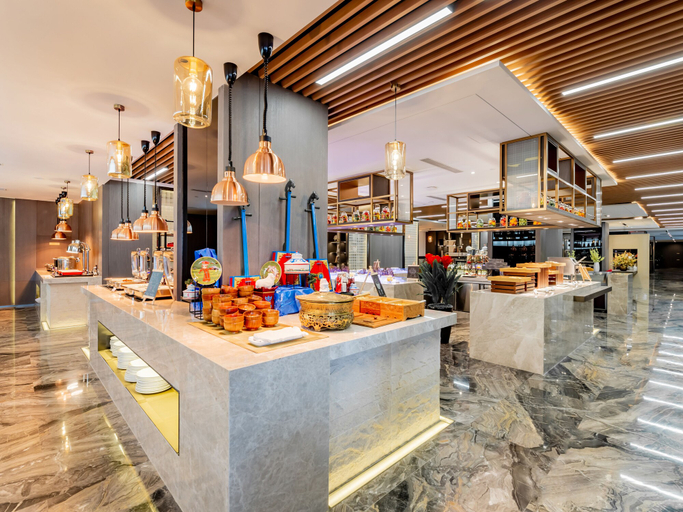 Food & Drinks 4, Ramada by Wyndham Bayannur, Baynnur