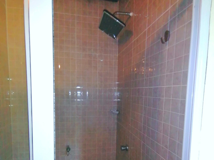 Bathroom 3, Afro Beach eco Resort Butre, Ahanta West