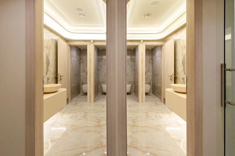Bathroom 5, Green Suites Hotel, Attica