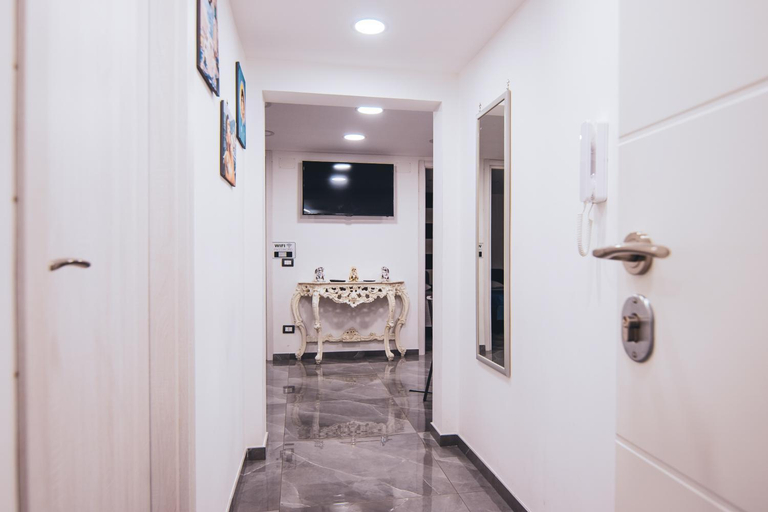 Others 3, Centro Storico Luxury Suites, Napoli