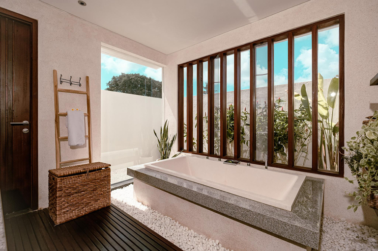 Bathroom 4, Sunset Palms Luxury Beachside Pool Villa 4BR, Badung