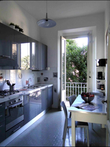 Others 5, Oltrarno apartments, Florence
