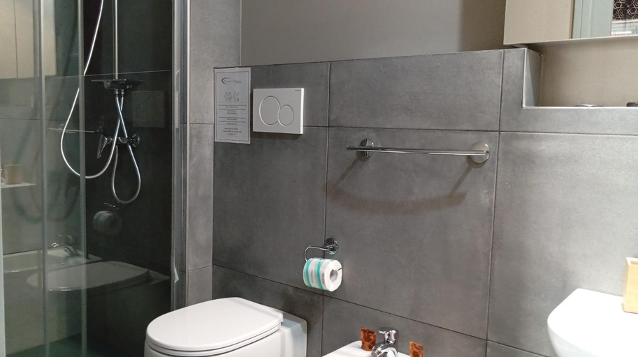 Bathroom 3, Cconforthotels R&B Suite&Chic - SELF CHECK IN, Bari
