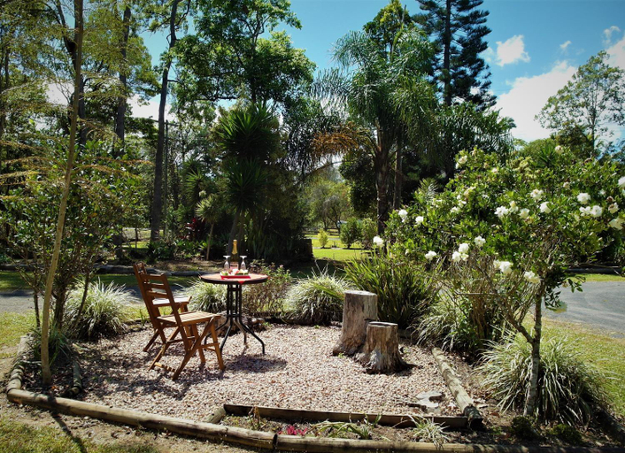 Others 3, Pademelon Park BnB, Mareeba